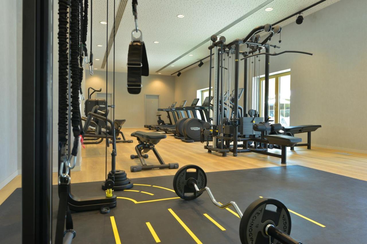 mk hotel tirana Rinas Bagian luar foto The gym at the hotel